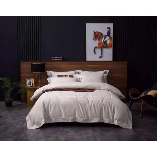 Royal Dreams 3 részes bézs ágyneműhuzat garnitúra, prémium Supima pamutból készült, tartalmaz egy paplanhuzatot, egy nagypárnahuzatot és egy kispárnahuzatot