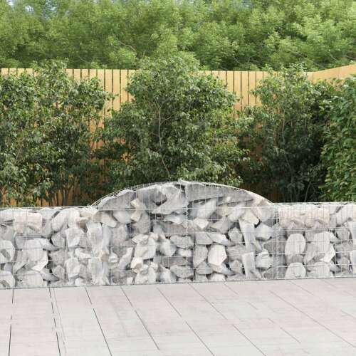 vidaXL gabion kosárfal kövekkel töltve kerti környezetben - Kerítéselem