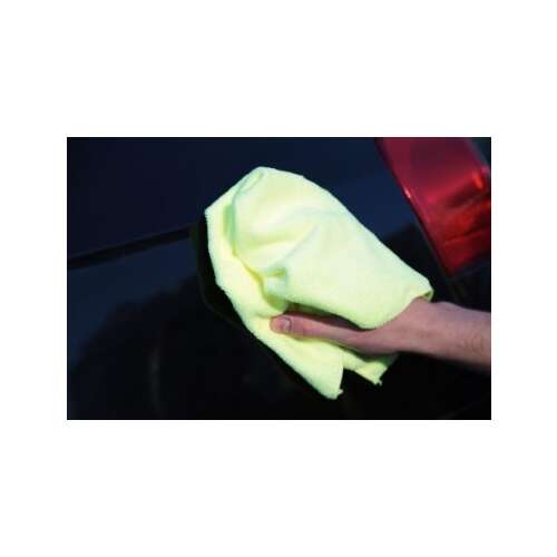 Żółta mikrofibra do czyszczenia, polerowania i suszenia samochodu