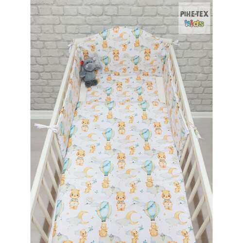 Pihe-Tex Kids 3 részes babaágynemű garnitúra hőlégballonos maci mintával, tartalmaz egy ágyrácsvédőt, paplanhuzatot és párnahuzatot