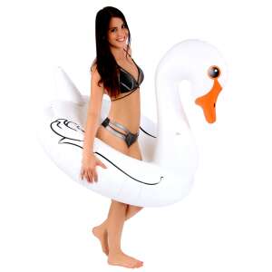Fehér hattyú alakú úszógumi, tökéletes a vízben való pihenéshez - Úszógumi