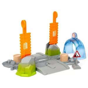 Set de tren Brio Smart Tech Sound Trecerea periculoasă, cu bariere, tunel și panou de avertizare - Tren, element feroviar, autostradă