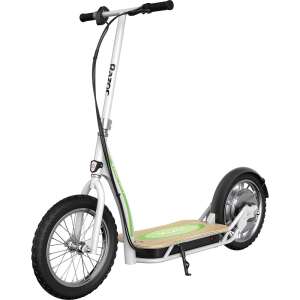 Razor EcoSmart SUP elektromos roller fehér háttérrel - Razor
