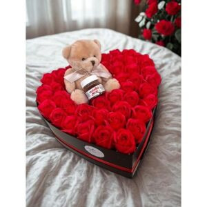Szív alakú Box XL-es méret: vörös örökrózsa, mini Nutella, aranyos plüss 141531957 - Ajándék ötlet Valentin-napra