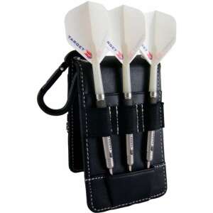 Target Match Play műbőr darts tok, fekete színben, 3 darts tárolására, karabinerrel - Darts kiegészítő