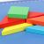 Közelkép a Leziter Mágneses tangram puzzle darabjairól