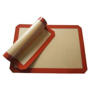 Non-stick silicone baking mat rolled up - Heat-resistant baking sheet
