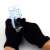 Schwarze Touchscreen-Handschuhe mit leitfähigen Fingerspitzen für die Verwendung von Smartphones bei kaltem Wetter