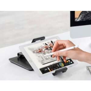 Verstellbarer Tablet-Ständer für den Schreibtisch, zeigt eine Person, die ein Tablet mit einem Stift verwendet - Tablet-Docks & Ständer