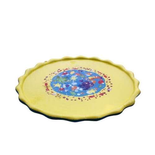 Yellow 170cm diameter splash mat with blue and red fish design