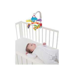 Playgro Musikalisches Reisemobil, 4 in 1, Babymobil, Kinderwagenmobil, Autositzmobil, Musikspielzeug, Babyspielzeug, Kleinkindspielzeug, Baby im Bettchen schaut auf das Mobile - Mobile mit Musik / mit Bildern