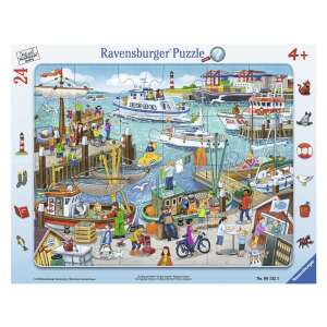 Puzzle Ravensburger, 24 piese, O zi la port, pentru copiii de 4 ani și mai mari, ilustrație colorată a unui port aglomerat cu bărci, oameni și activități - Puzzle 3D & Puzzle cu burete