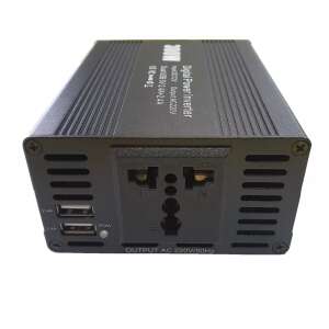 Fekete 300W Szivargyújtós Digitális Adapter/Inverter, 220V-os kimenettel 86095555 