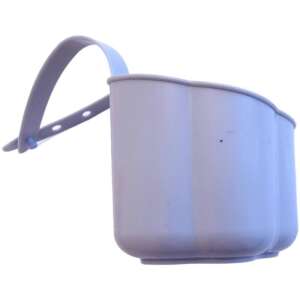 Világos szürke műanyag szivacstartó konyhai mosogatóhoz, vízelvezető lyukakkal és akasztóval - Mosogatószivacs