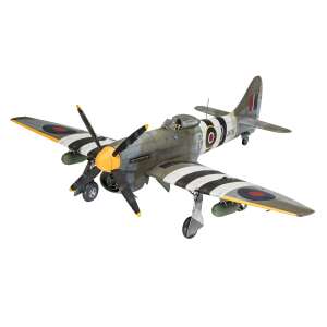 Összeszerelt Revell Hawker Tempest V 1:32 méretarányú műanyag modell - Revell Modell, makett