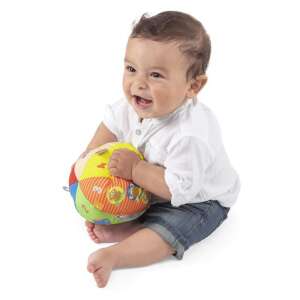 Baba játszik a Chicco Zenegolyóval, puha fejlesztő játék babáknak - Zenélő játék