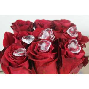 36 db átlátszó műanyag szív alakú dekoráció, 2,3 cm, kézműveskedéshez, otthoni dekorációhoz vagy ajándékba - Dekorációs kő