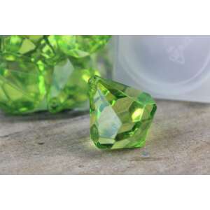 Zöld kristály alakú dekorációs kövek, 20 darab - Dekorációs kő