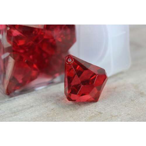 Piros kristály alakú dekorációs kövek, 20 darab