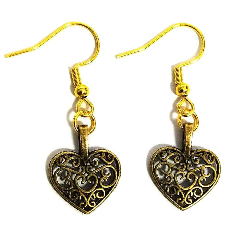 Díszes szív (3) fülbevaló, választható arany vagy ezüst színű aka...