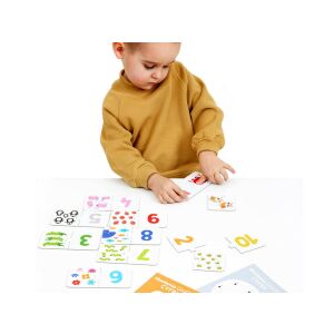 CzuCzu Academy Zahlen Lernspiel: Kind spielt mit Zahlenpuzzle-Teilen. - Entwicklungsspiele für Schulkinder