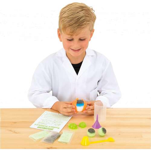 Galt Horrible Science Bouncy Eyeballs kit, a child in a lab coat is making bouncy eyeballs