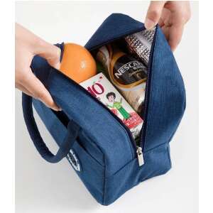 Kék hőszigetelt uzsonnás táska panda logóval, nyitva, hogy felfedje az ételt és az italokat - Uzsonnás táska