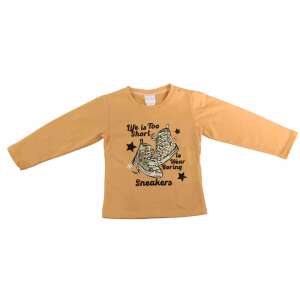 Sárga hosszú ujjú fiú póló, cipő mintával és a 'Life is too short to wear boring sneakers' felirattal - Gyerek hosszú ujjú póló