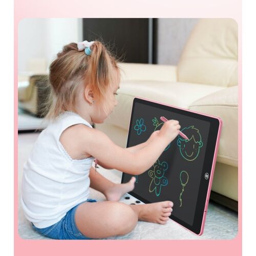 Child using pink Grafikus Tábla drawing board for kids