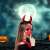 Vörös ördög szarvasagancs fejpánt Halloween jelmezhez, bulihoz vagy karneválhoz, egy lány viseli, aki ördög sminket visel, temető környezetben