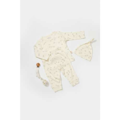 BabyCosy 3 részes készlet babáknak, hosszú ujjú póló, nadrág és sapka, levél mintával, Ecru színben, 18-24 hónapos méretben