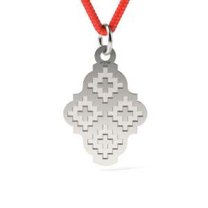 Ezüst medál piros zsinórral, hagyományos román motívum, 925 ezüst, Ardeal - Atcom Jewelry