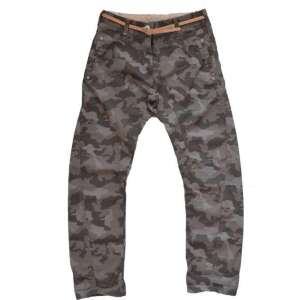 Pantaloni camuflaj cu centură pentru băieți, mărimea 11 ani (146 cm) - Next