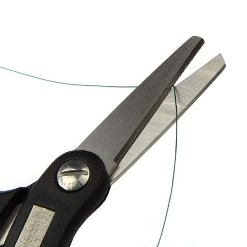 Fonott Zsinórvágó olló, fonott zsinór vágó olló, horgász zsinór vágó, horgász olló, pontyhorgász olló, rozsdamentes acél olló, fekete markolatú olló, horogélező