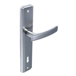 Satin chrome door handle with keyhole, 72mm PZ - Perfekto
