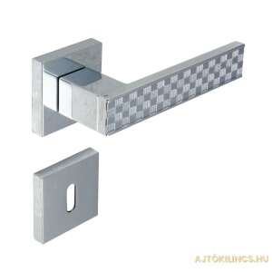 Kľučka Chess G13 Négyzetrozettás Fényes Króm BB, štvorcová rozetka, chrómovaný povrch, kockovaný vzor - Perfekto Gule a kľučky dverí