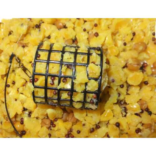 Topmix feeder mag-mix édes kukoricával a feeder kosárban