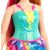Nahaufnahme vom Kleid der Barbie Dreamtopia Regenbogen Prinzessin Puppe