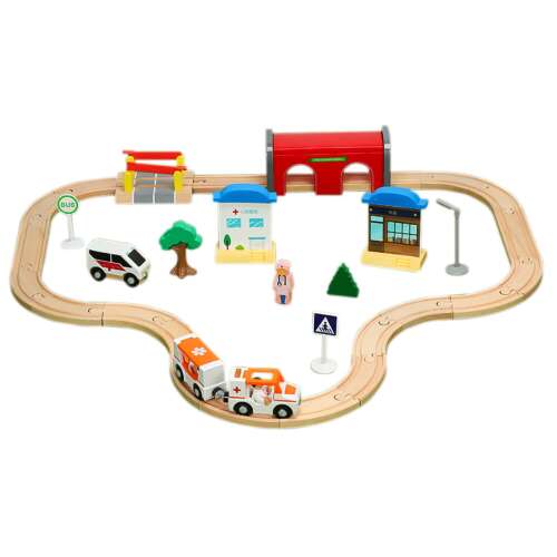Set de tren din lemn cu ambulanță, spital, stație și alte accesorii