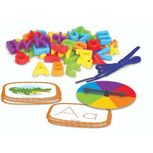 Компоненти на комплект за дейности Learning Resources Alphabet & Letter Sounds: букви, карти, въртящ се елемент - Игра за развитие за ученици