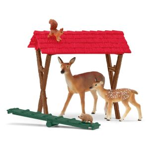 Schleich Farm World Feeding Set with Deer, Squirrel, and Hedgehog Figures - Schleich