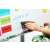 Hand wischen Whiteboard mit STABILO MARKdry Whiteboard-Stiften