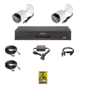 Dahua 2MP kültéri biztonsági kamera rendszer 4 csatornás DVR-rel, 2 kamera, kábelek és tápegység - Dahua