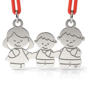 Сребърен медальон с червен шнур, изобразяващ майка, баща и син, марка ATCOM - Atcom Jewelry