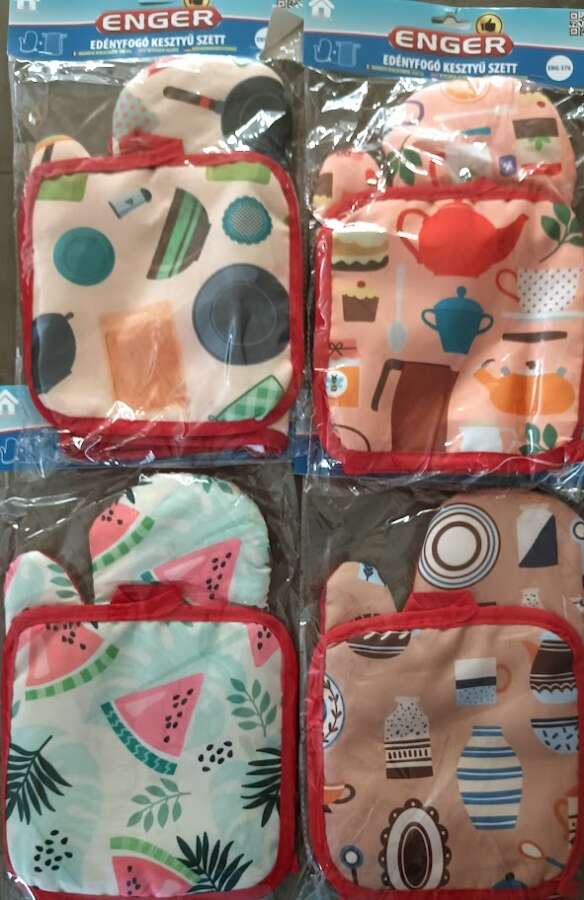 Enger Edényfogó Kesztyűszett - 2 db Kesztyű + 1 db Alátét - Vidám Minták