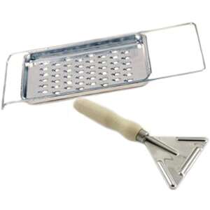 Enger galuskaszaggató kanállal 30 x  12 cm