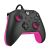 PDP Fuse Kabelgebundener Xbox Controller - Schwarz und Pink, schräge Ansicht