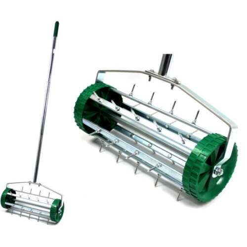 GardenLine gyepszellőztető közelkép, kézi lazító tüskékkel a talaj szellőztetéséhez