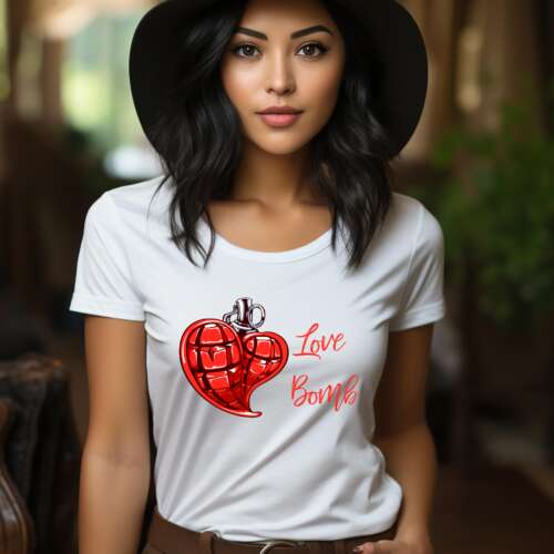Love bomb női póló