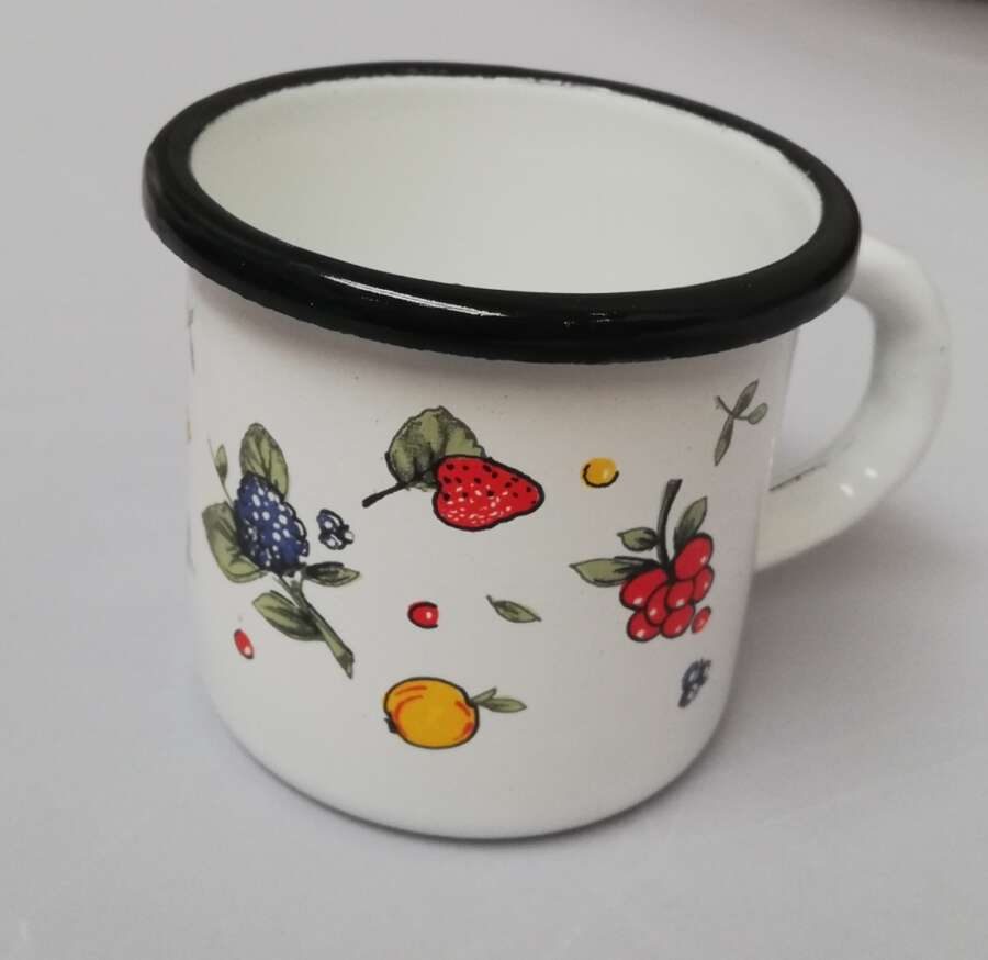 Zománcbögre - Gyümölcsös minta - 7x7cm - 0,2dl